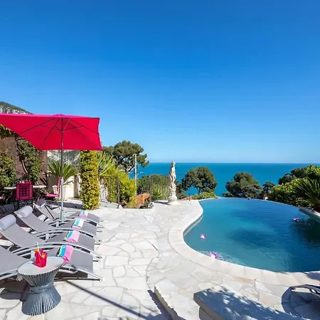 Spacious Holiday With Sea-view *