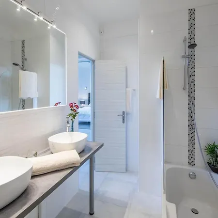 Holiday home Spacious Holiday With Sea-view Dubrovnik