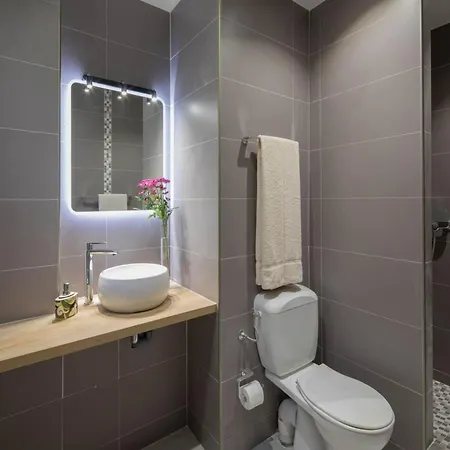 Spacious Holiday With Sea-view *